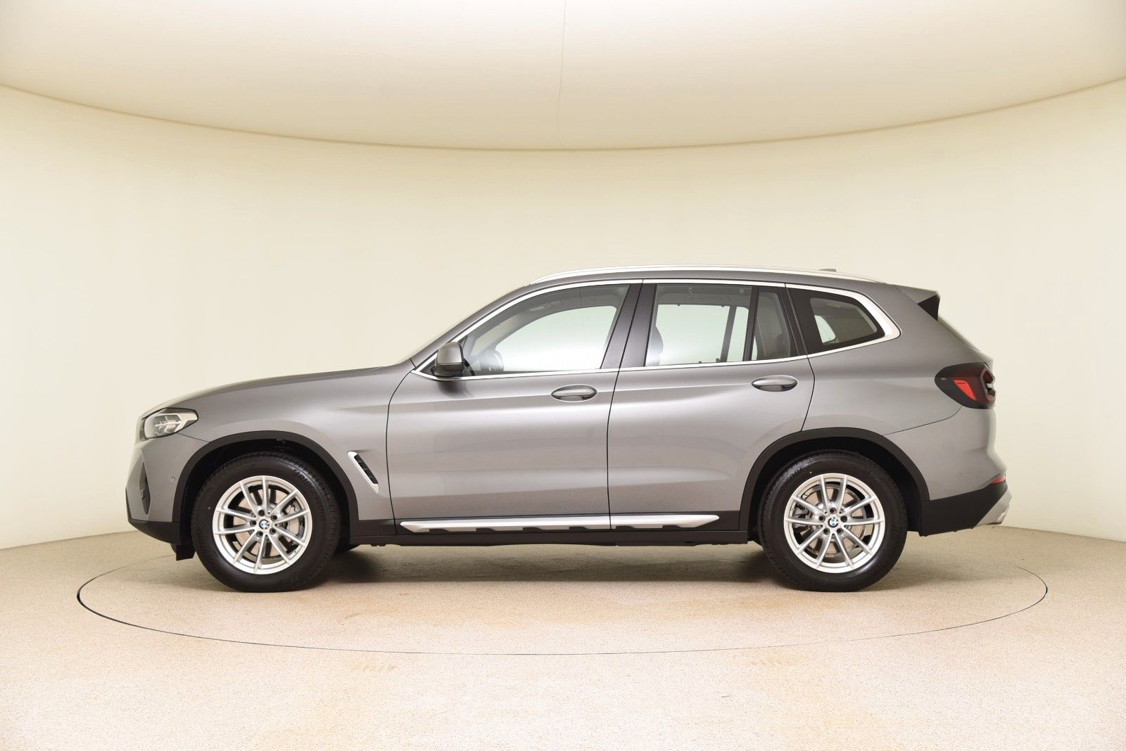 BMW X3 xDrive30d DriveAssProf - Samsaru's Car Outlet
