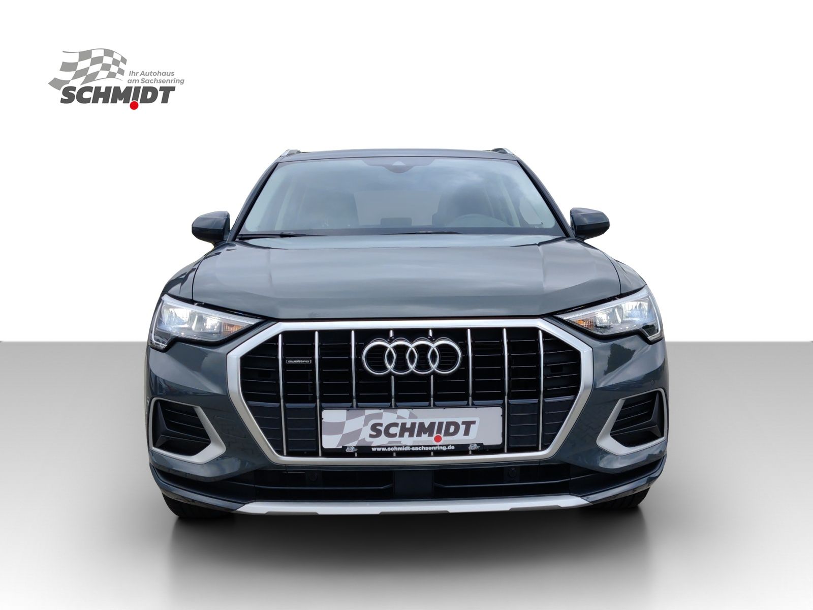 Audi Q3 40 TFSI quattro advanced - Samsaru's Car Outlet