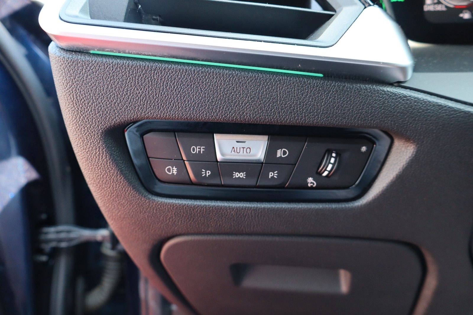 BMW 330 d xDrive - Samsaru's Car Outlet