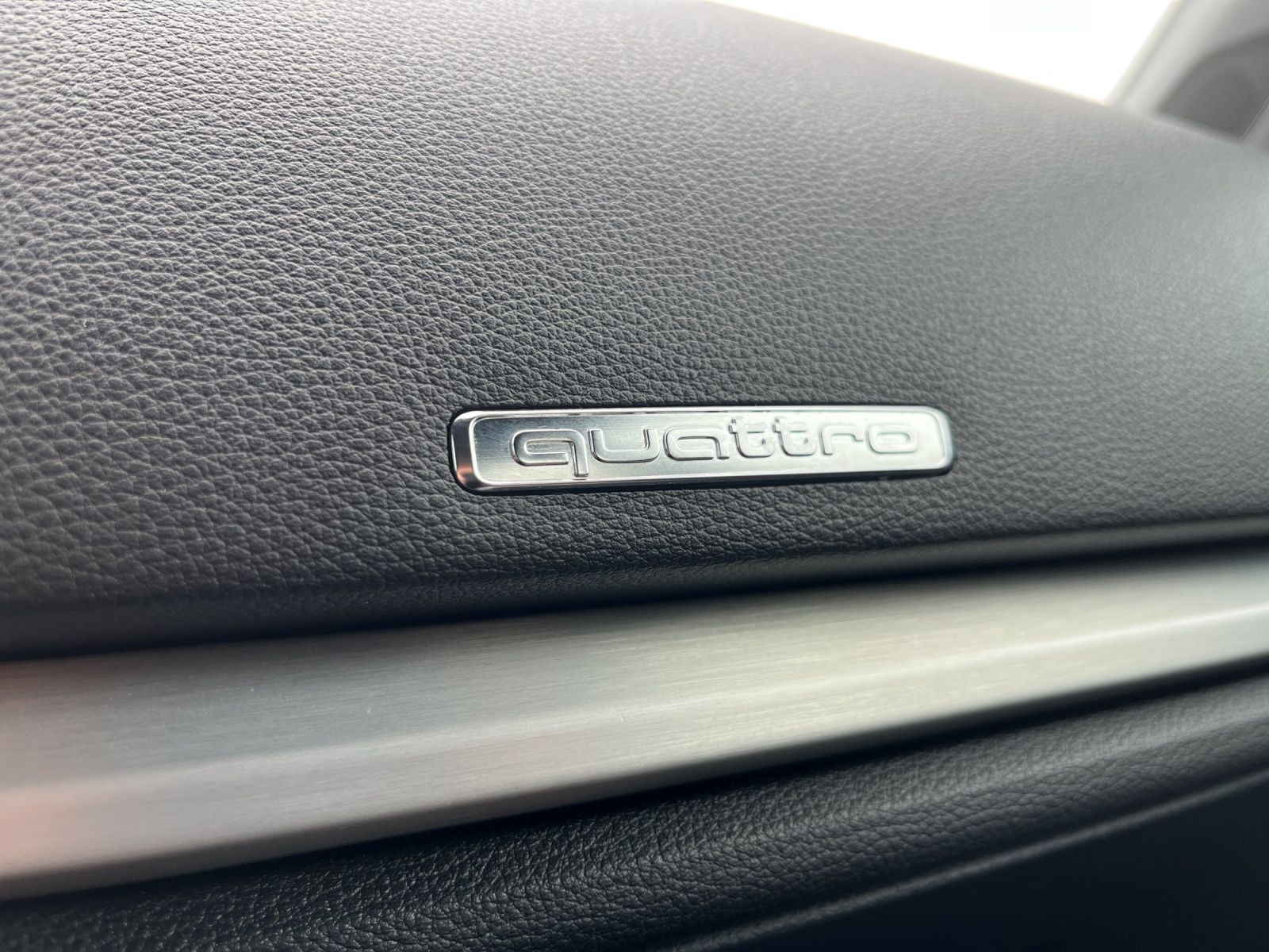 Audi A3 Limousine Sport 40 TFSI QUATTRO - Samsaru's Car Outlet