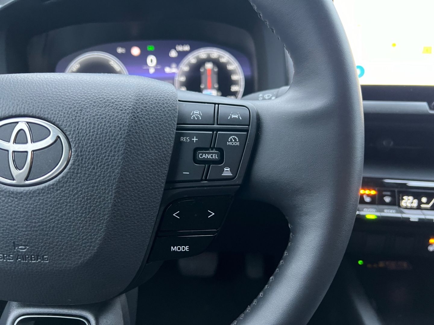 Toyota C-HR 1.8 Hybrid Teamplayer *LED*el Heck*SHZ*CAM*