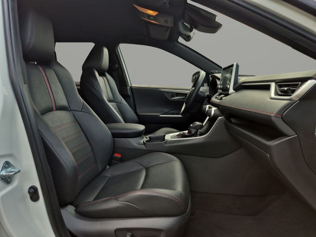 Toyota RAV4 Plug-In - Samsaru's Car Outlet