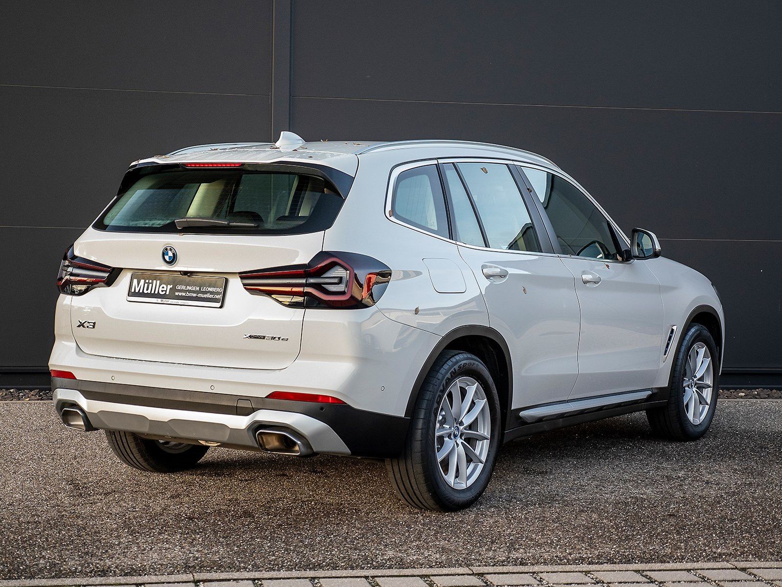 BMW X3 xDrive30e AHK Kamera Sitze-Elektr. DAB LED SH