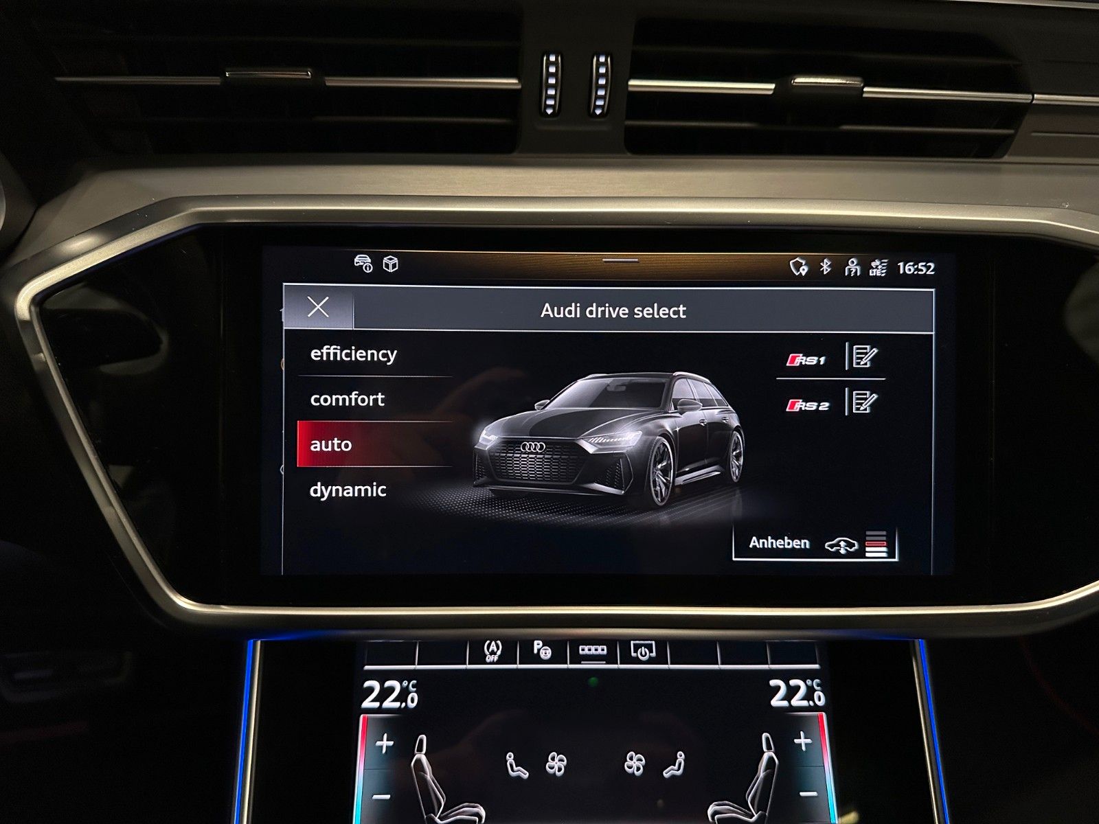 Audi RS6 Avant 4.0 TFSI quattro*LASER*PANORAMA*DYNAMI