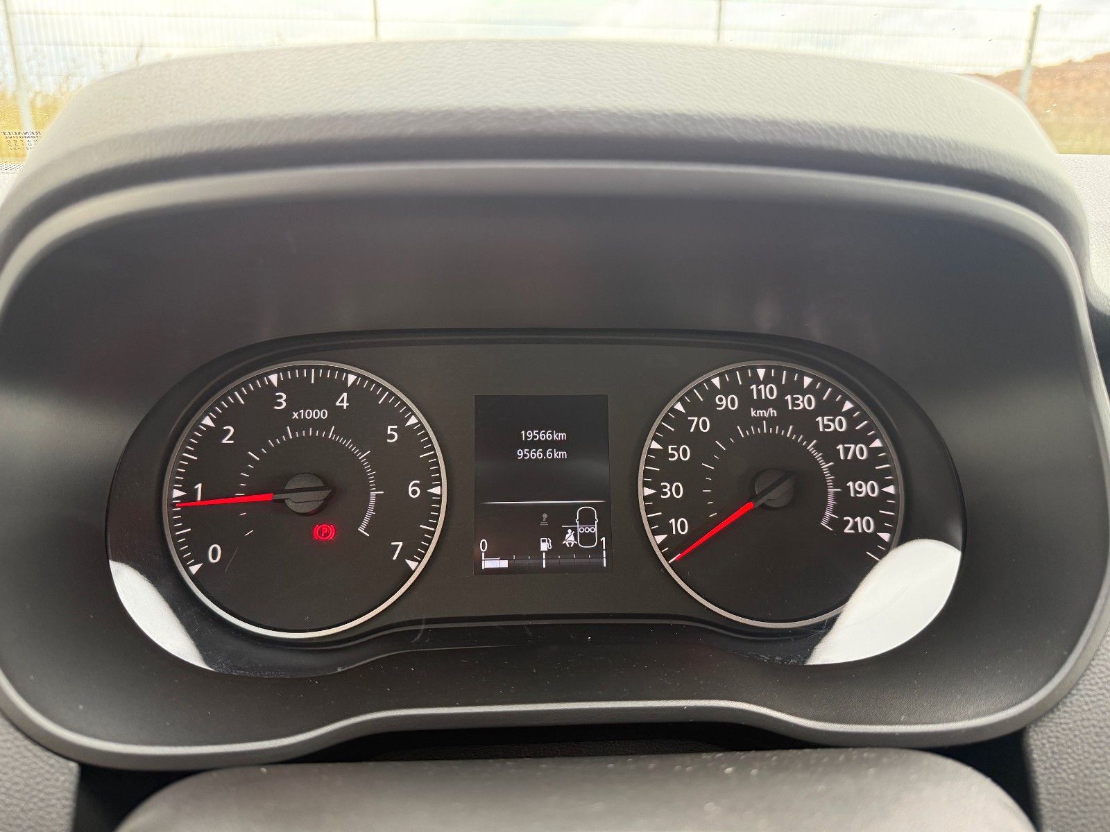 Dacia Duster II Expression 4WD - Samsaru's Car Outlet