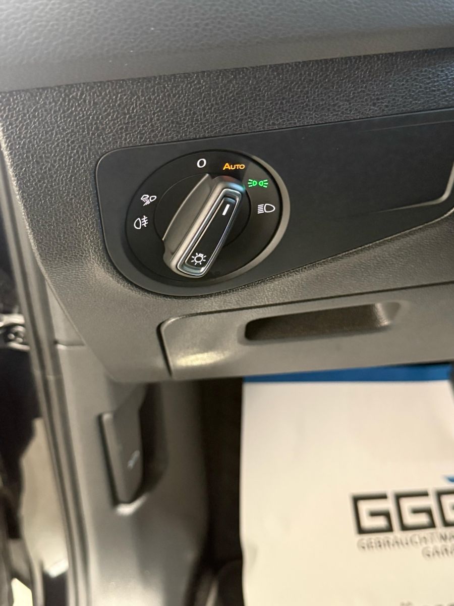 Volkswagen Tiguan Elegance 2.0 TDI DSG - Samsaru's Car Outlet