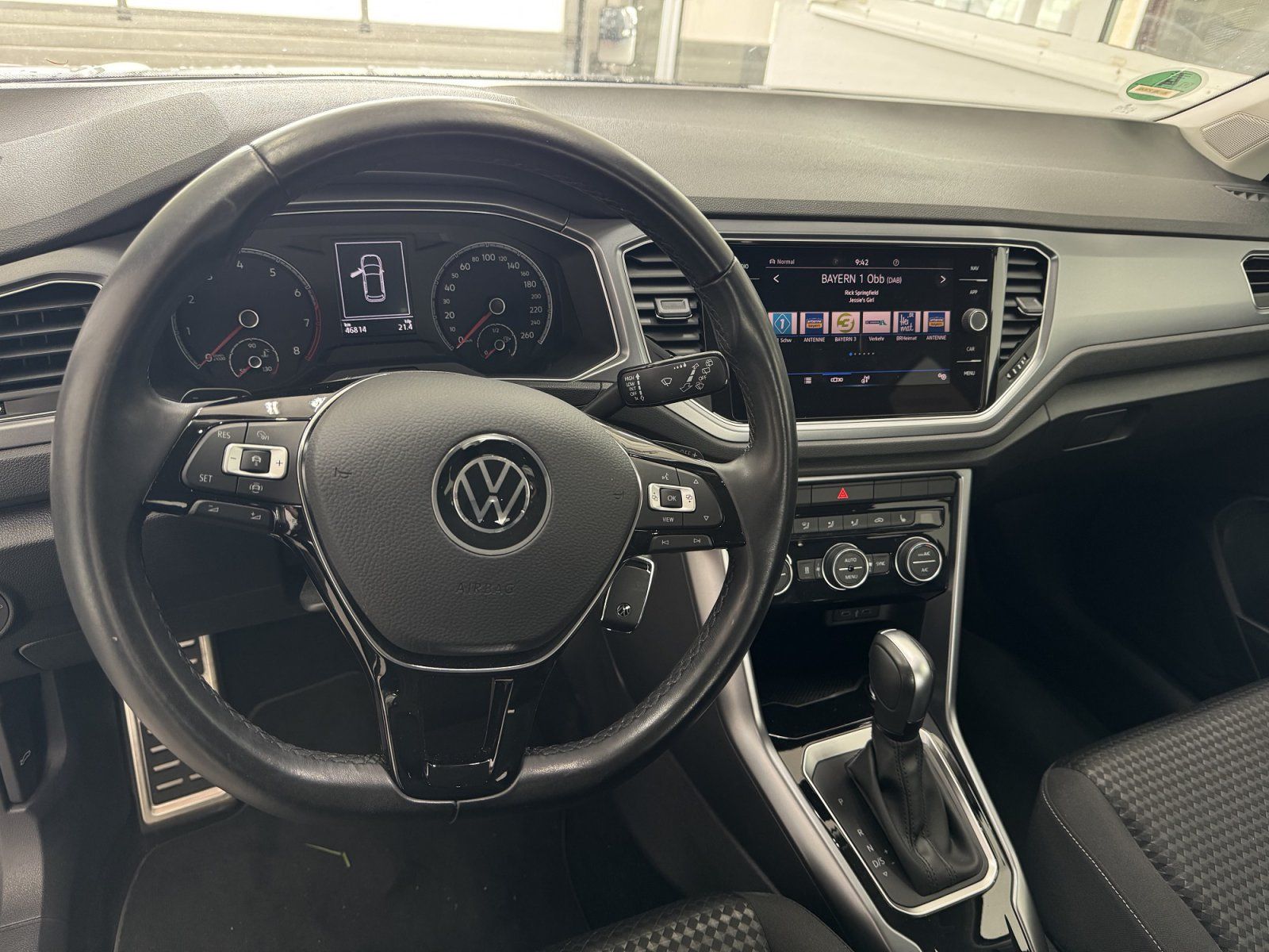 Volkswagen T-Roc 1.5 TSI DSG Active - Samsaru's Car Outlet