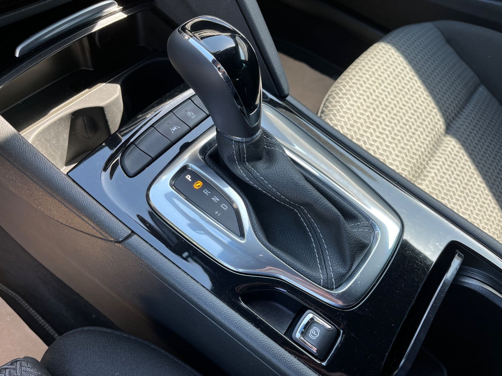 Opel Insignia B ST 1,5 D Aut. Business - Samsaru's Car Outlet
