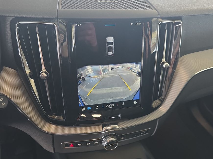 Volvo XC60 B4 D Plus Dark