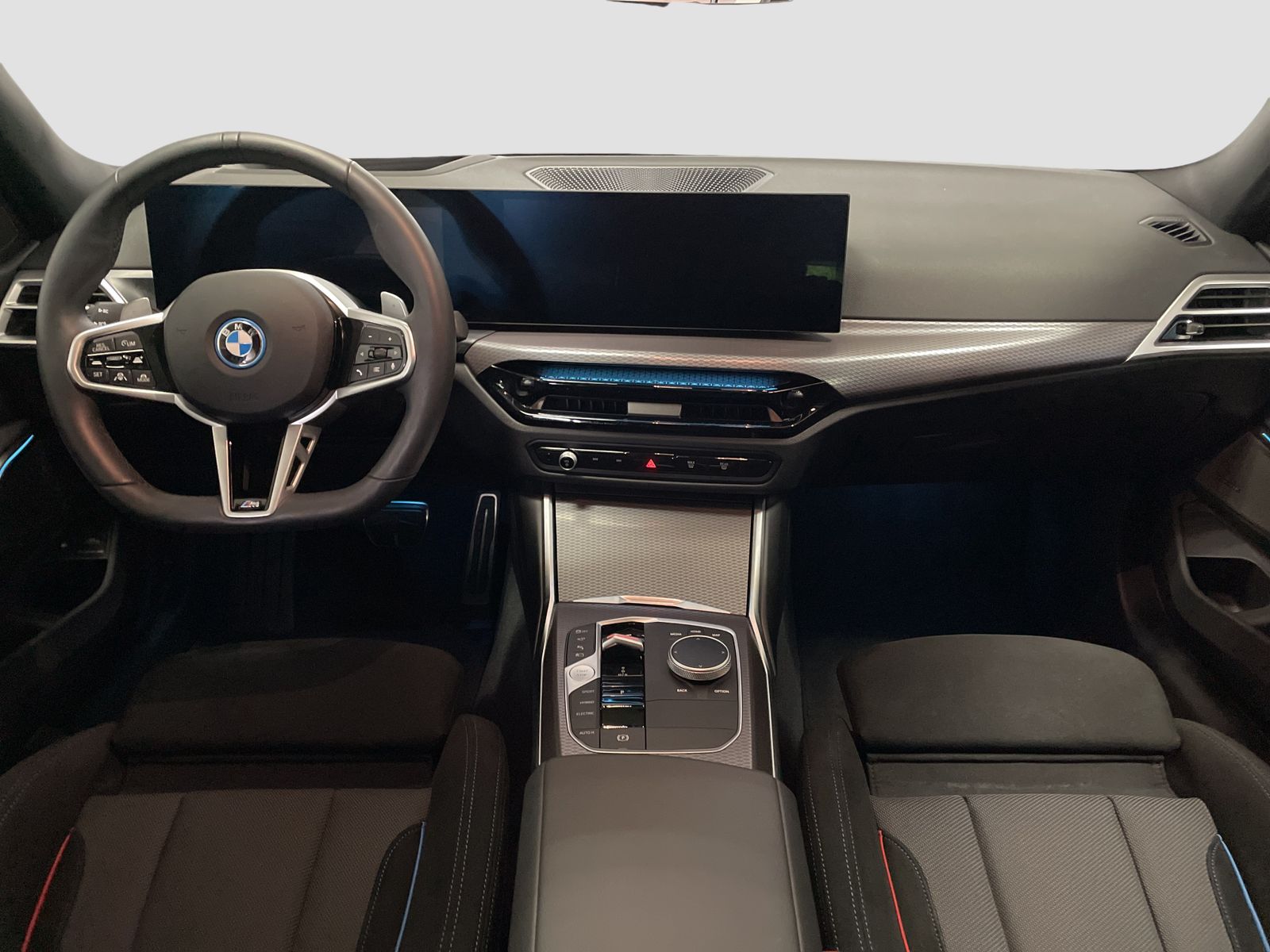 BMW 330e xDrive Touring M Sport AHK Harman/K Kamera