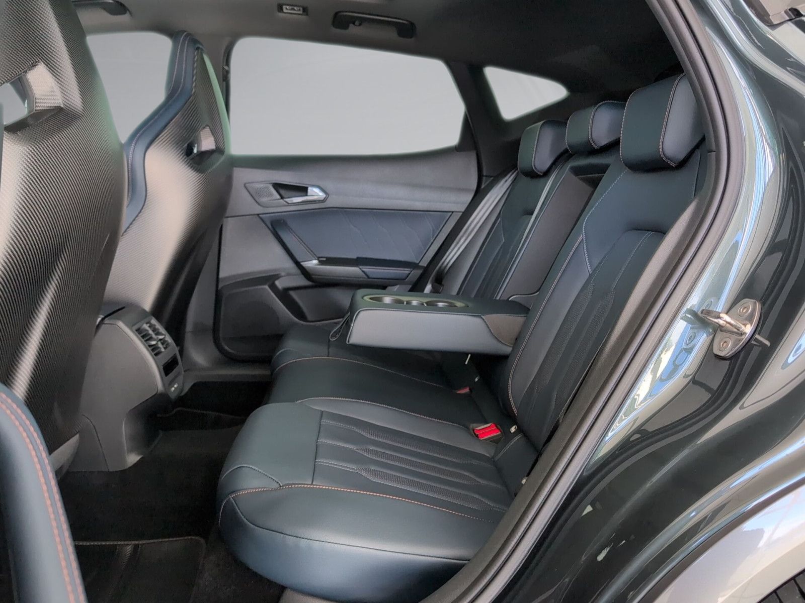 Cupra Formentor 2.0 TSI VZ AHK PANO LEDER CUP COPPER