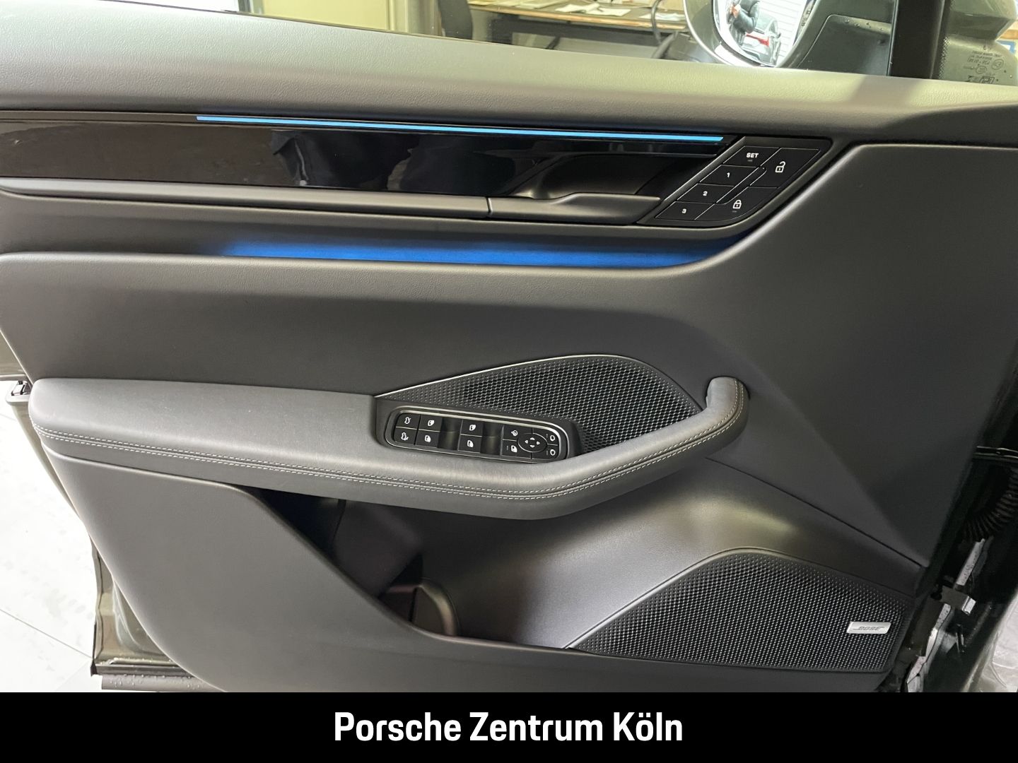 Porsche Macan 4S Electric - Samsaru's Car Outlet