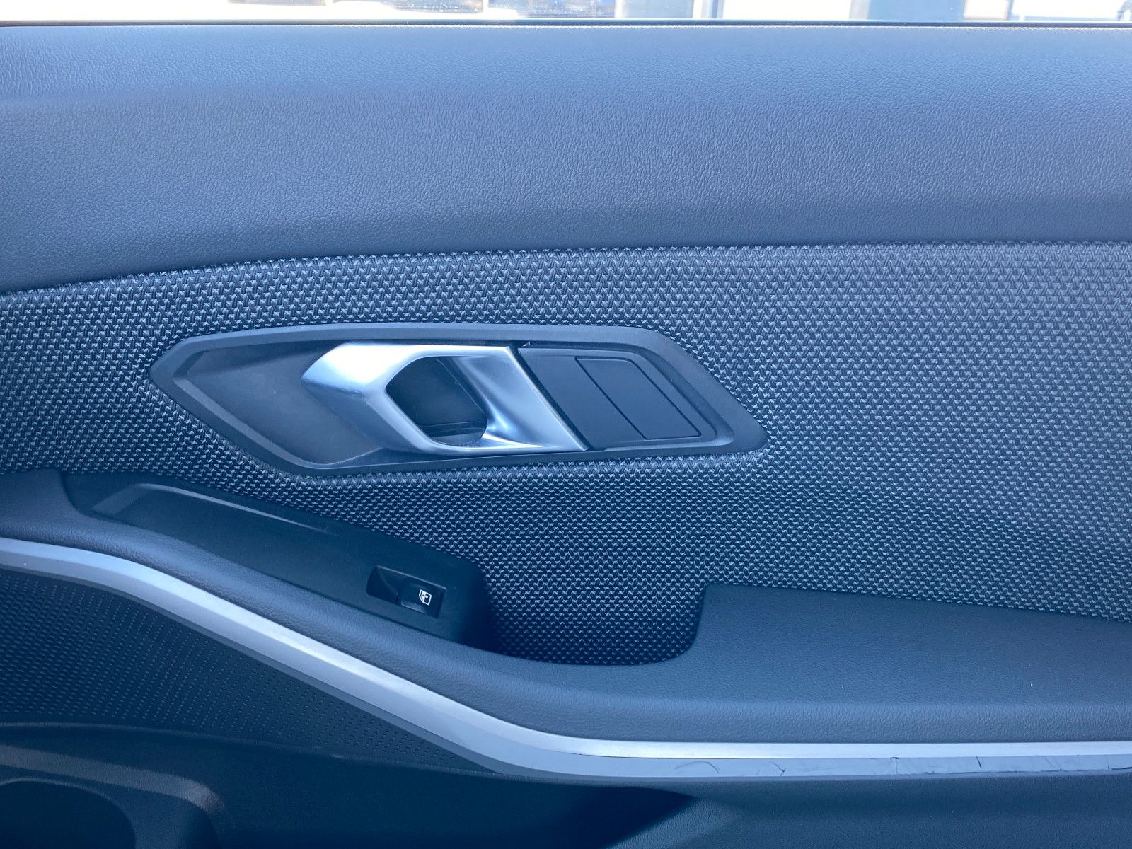 BMW 320 d LiveCockpit - Samsaru's Car Outlet