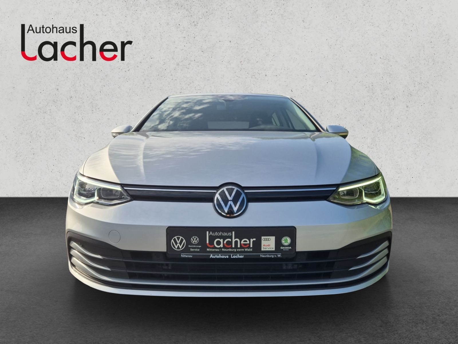 Volkswagen Golf Life 1.5 TSI - Samsaru's Car Outlet