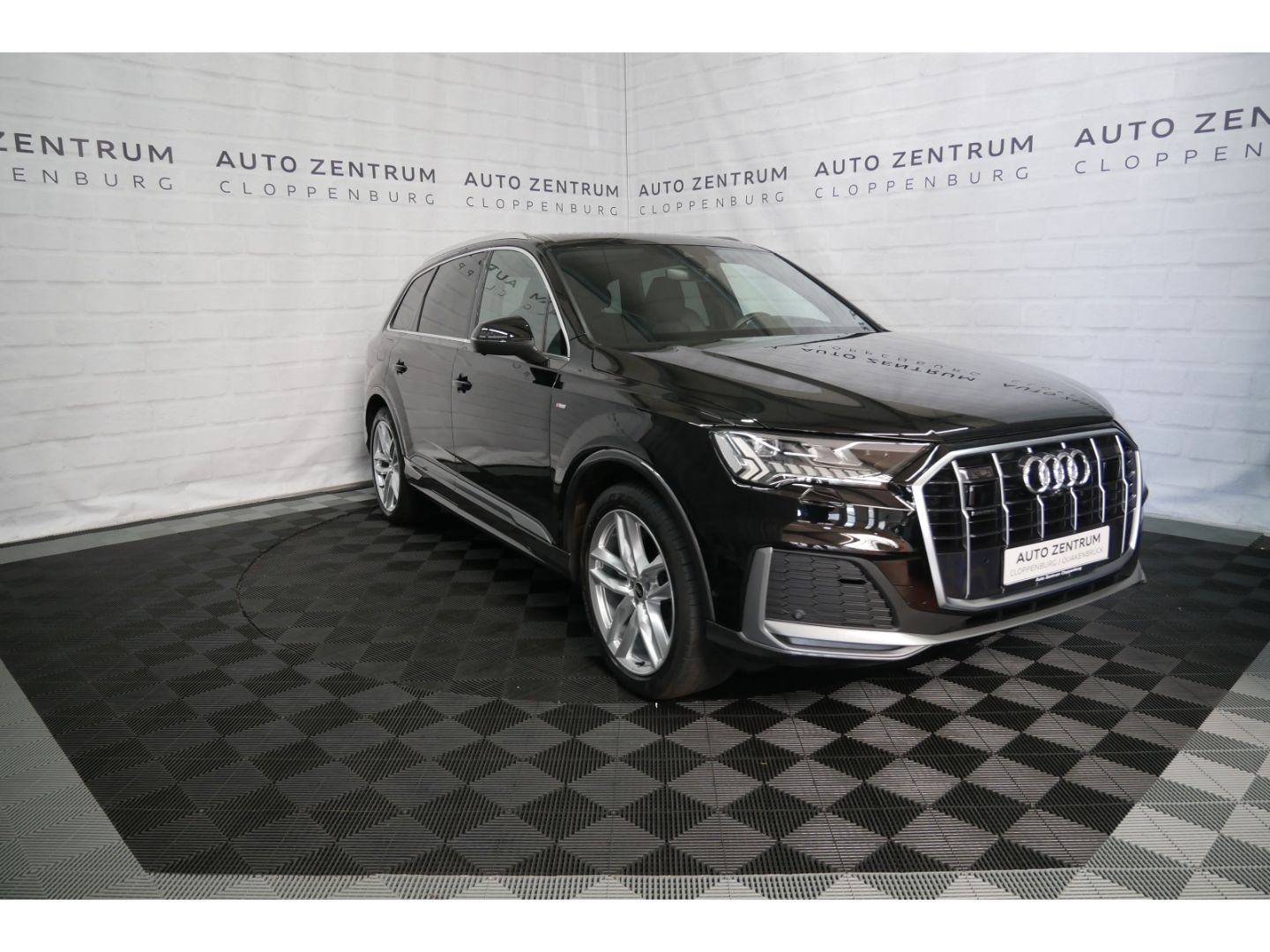 Audi Q7 50 TDI S line  Pano+Matrix+Virt+HuD+S-Sitz+7-