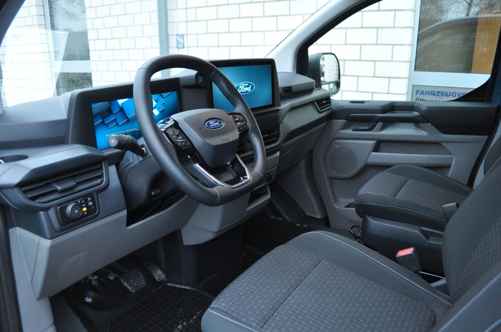 Ford Transit Custom Kombi 320 L1 FWD TREND/AUT/ALU