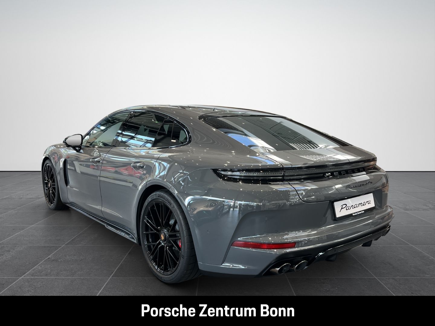 Porsche Panamera GTS BOSE Sport Chrono Sportabgasanlage