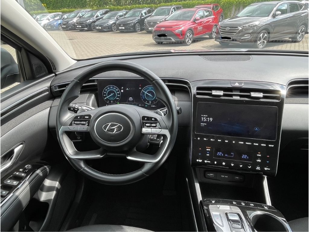 Hyundai Tucson Select Hybrid 2WD - Samsaru's Car Outlet