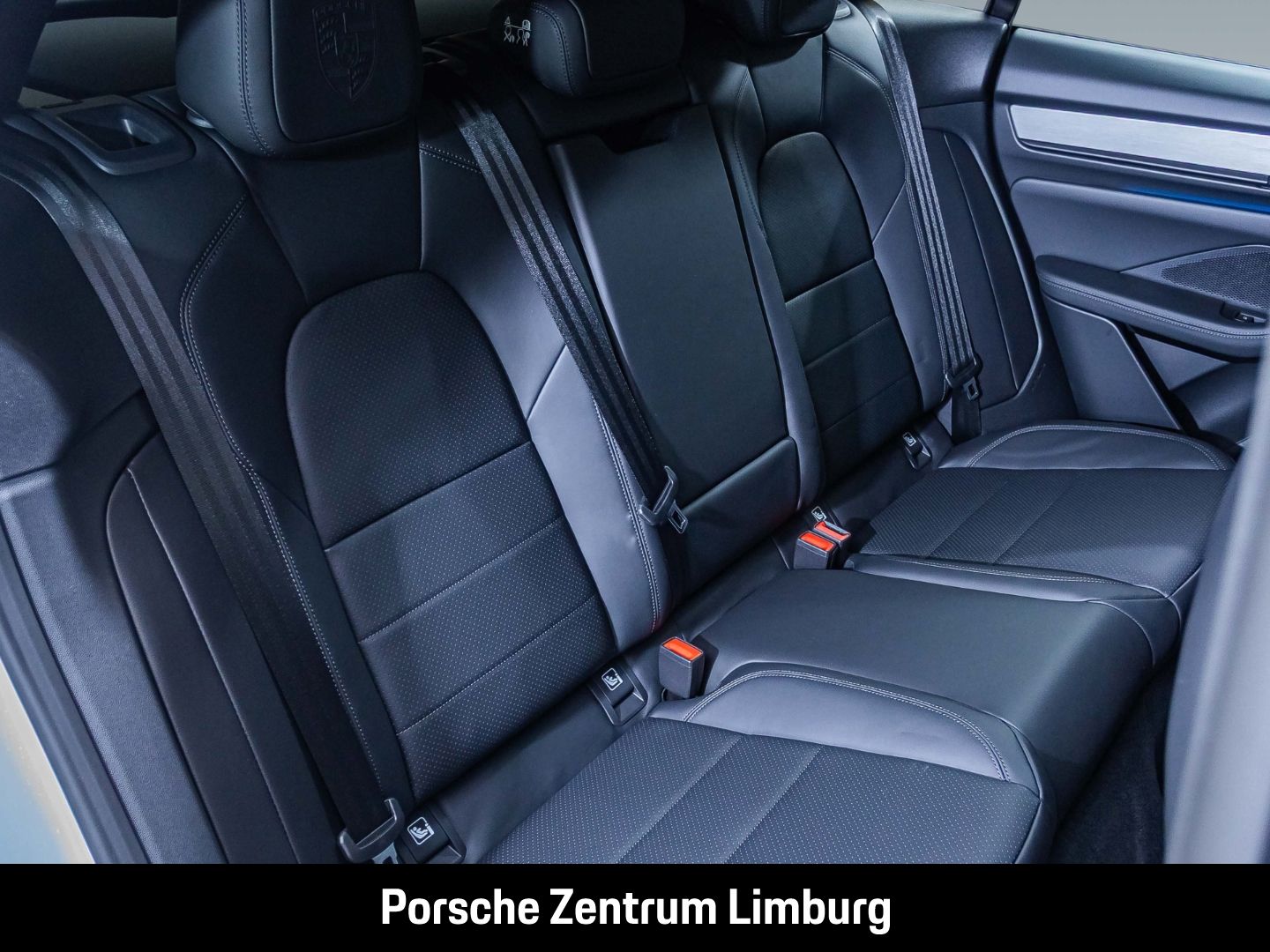 Porsche Macan 4 BOSE Surround-View Panorama Luftfederung