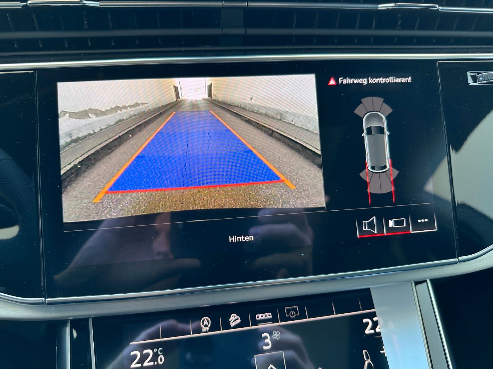 Audi Q8 50 TDI quattro - Samsaru's Car Outlet