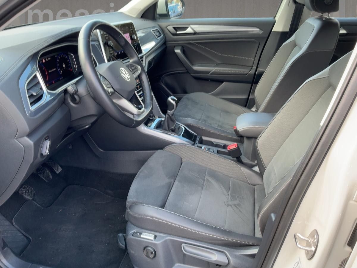 Volkswagen T-Roc 1.0 TSI Style - Samsaru's Car Outlet