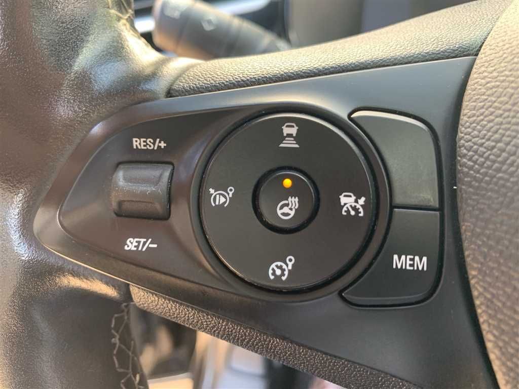 Opel Corsa -e Elegance - Samsaru's Car Outlet