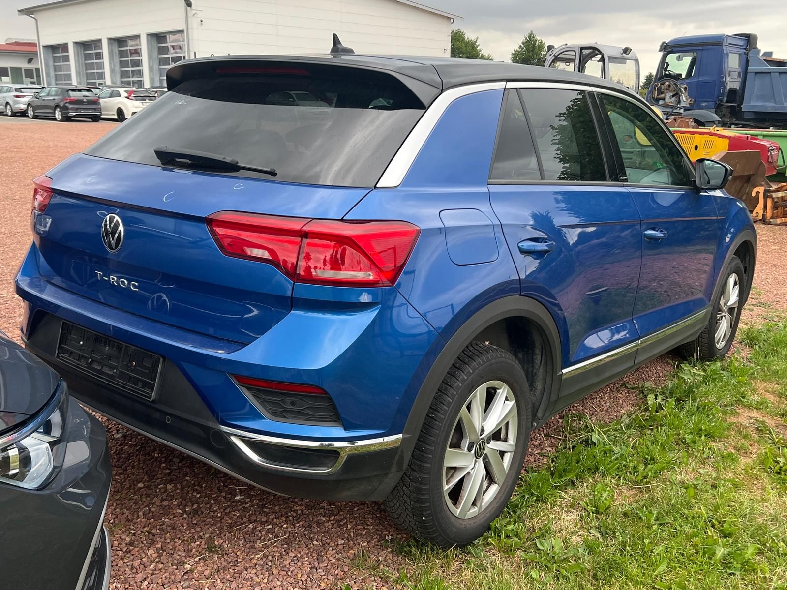 Volkswagen T-Roc 2.0 TDI Style - Samsaru's Car Outlet