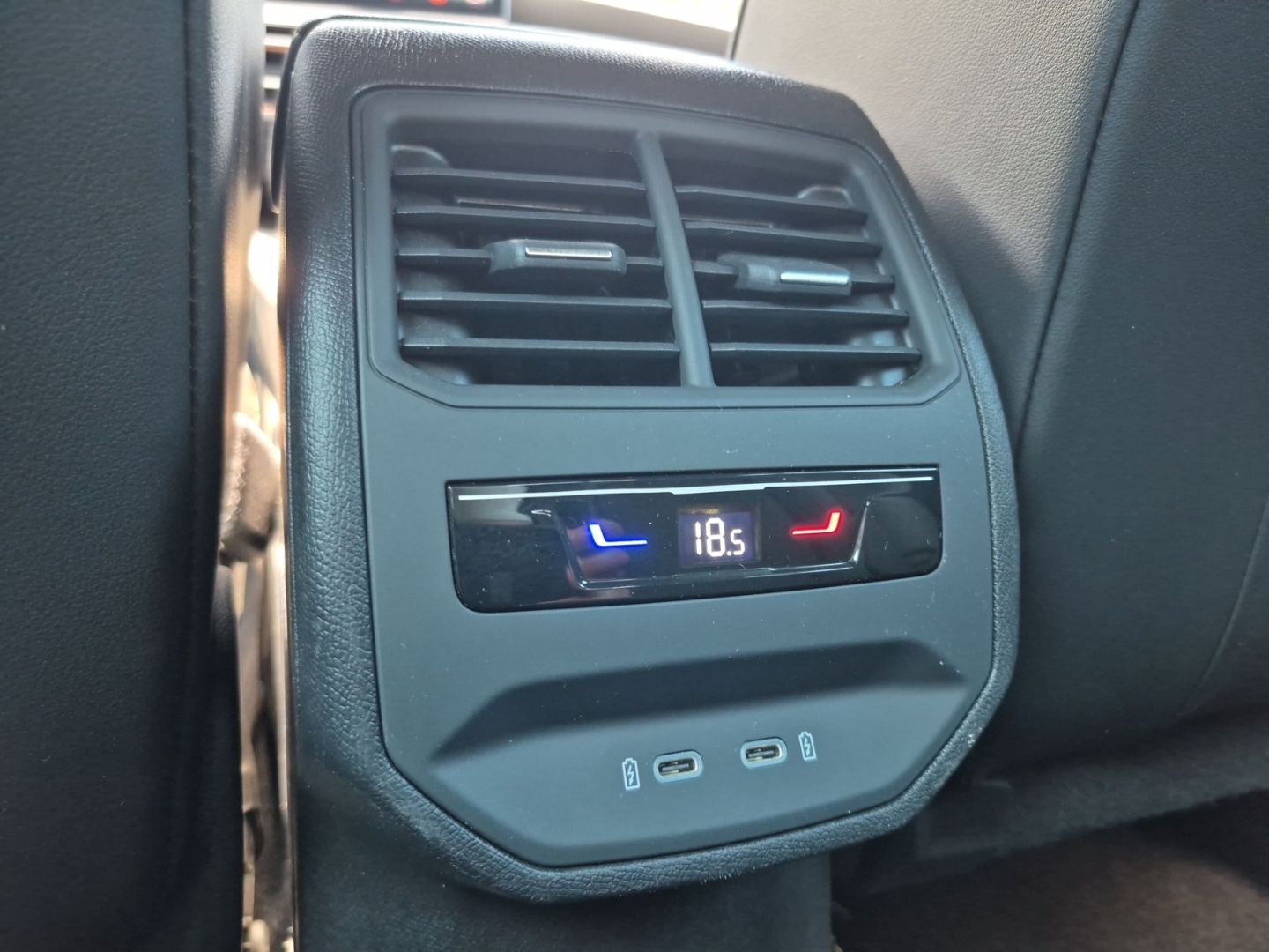 Cupra Leon 1.5 eTSI - Samsaru's Car Outlet