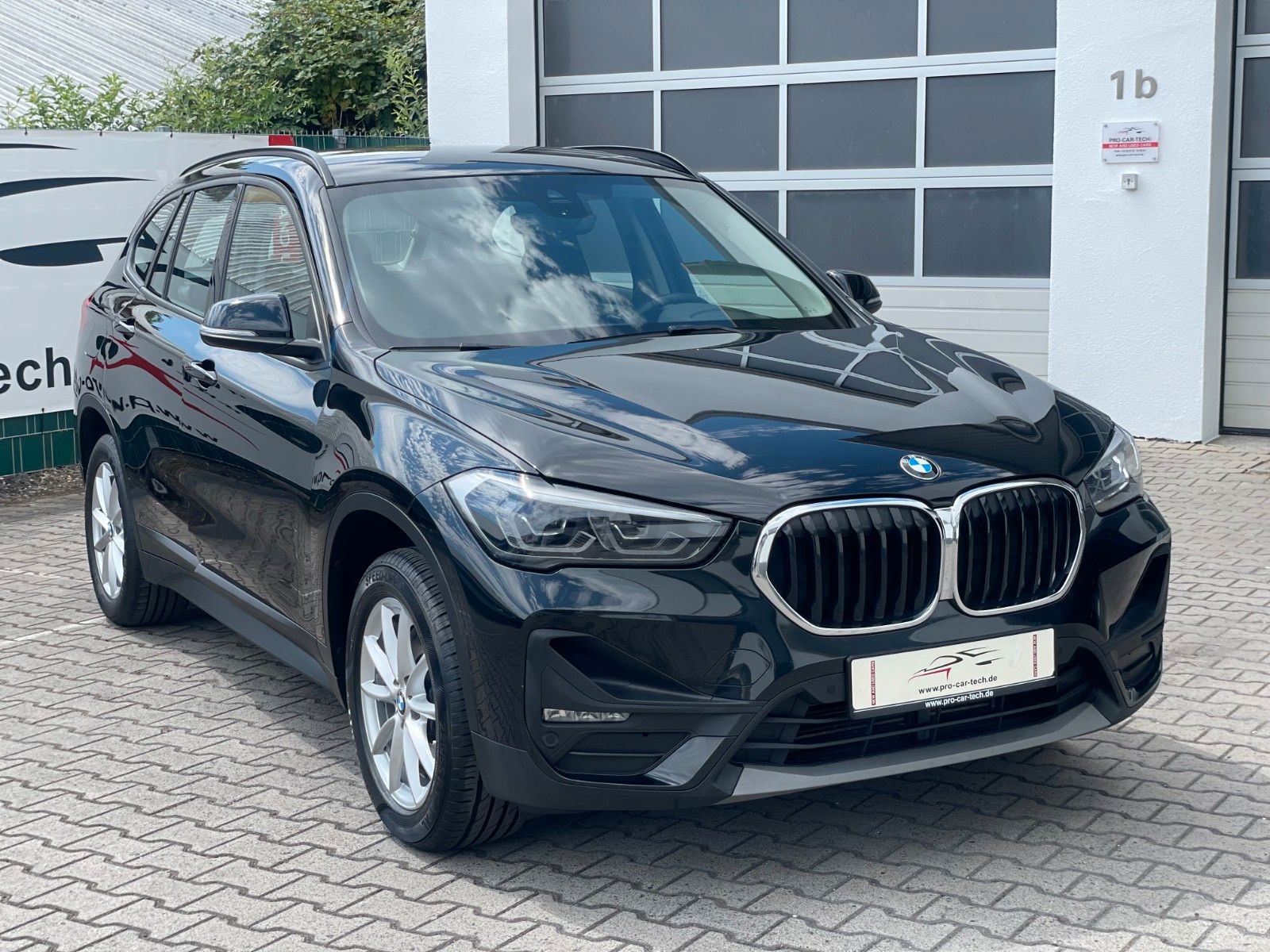 BMW X1 xDrive 20 d - Samsaru's Car Outlet