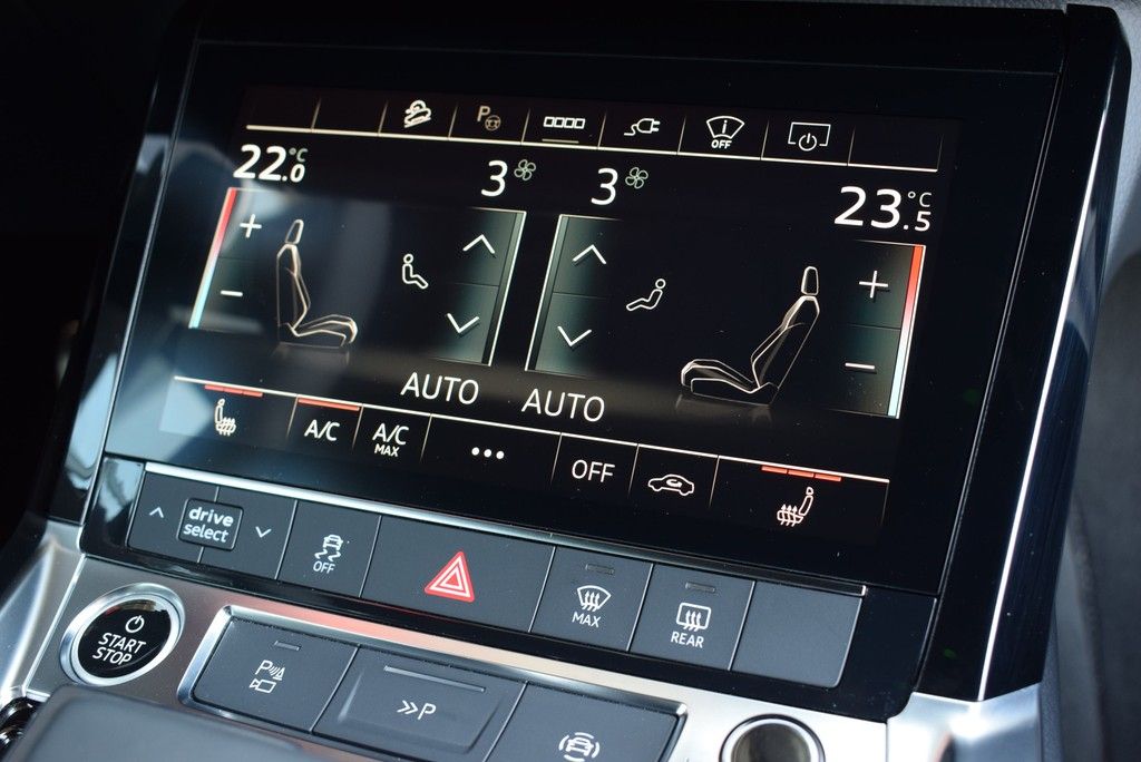 Audi Q8 50 e-tron quattro S-line - Samsaru's Car Outlet