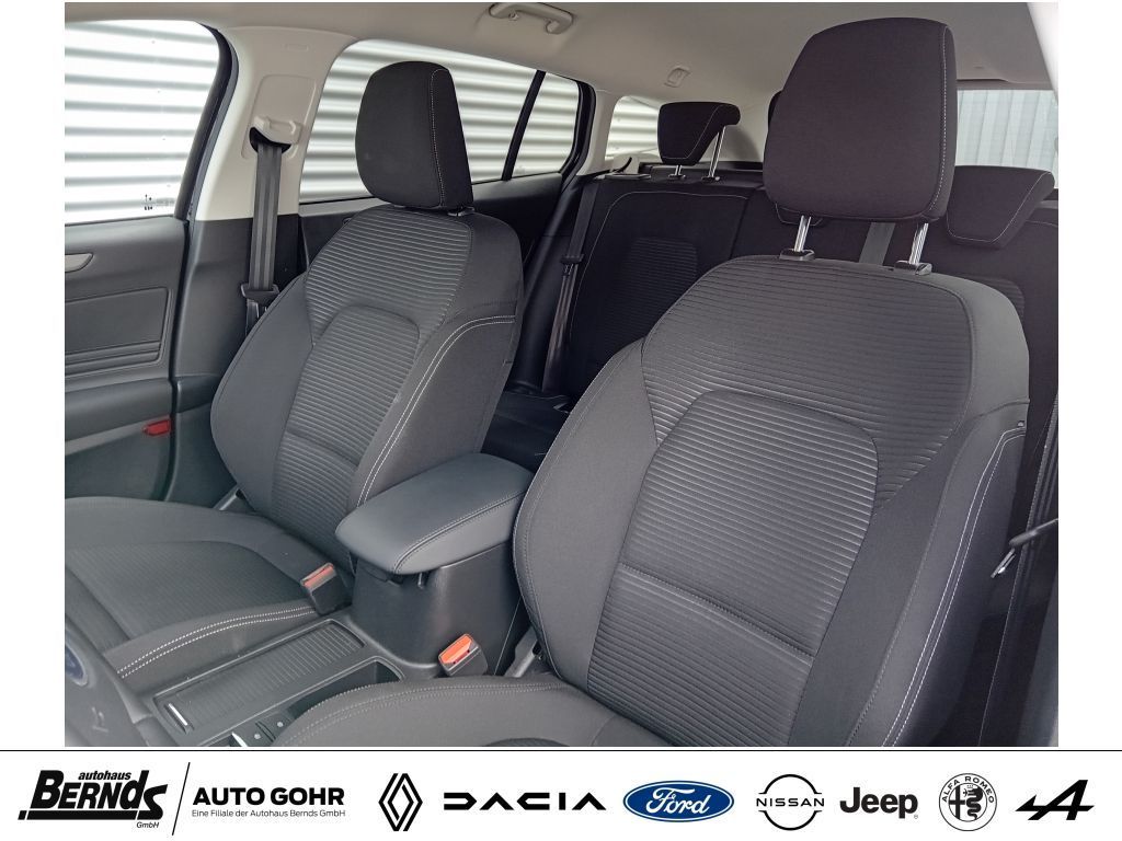 Ford Focus T 1.0 EcoB. Hybr. Aut. TITANIUM Matrix LED