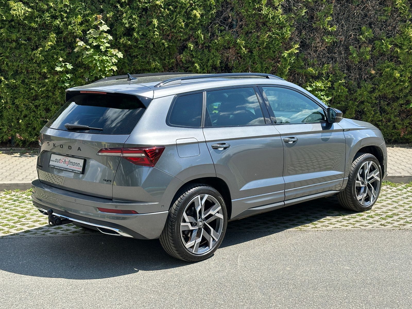Skoda 150PS 4x4 DSG Sportline Side Assist eHK LM19"AHK