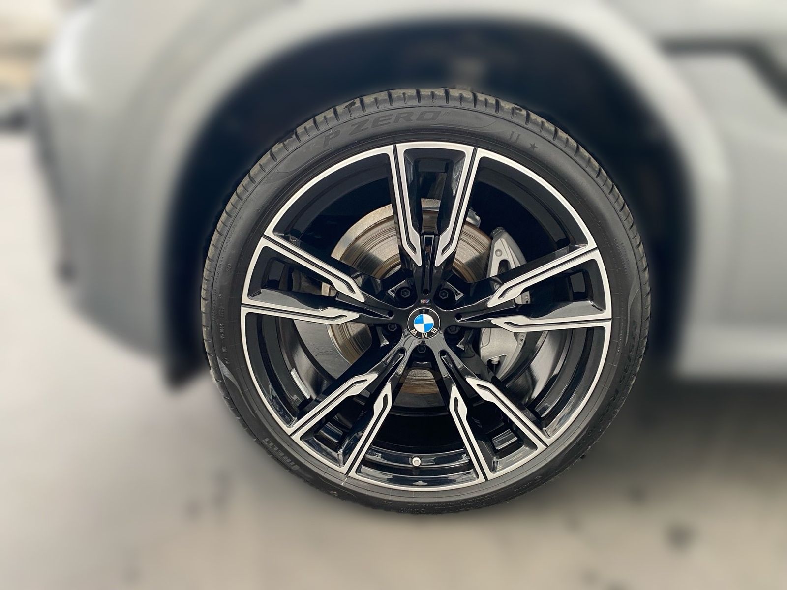 BMW X6 xDrive40d M Sport HUD DA Pro Pano AHK STH H/K