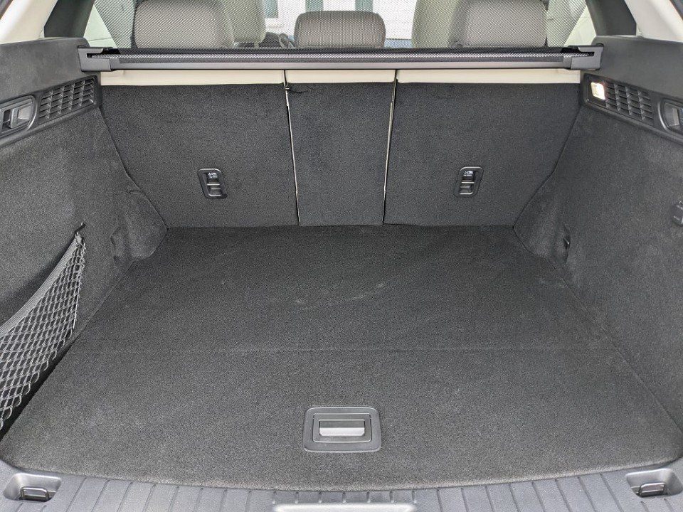 Mazda CX-60 2.5l PHEV Takumi AHK alle Pakete Pano 1.Ha