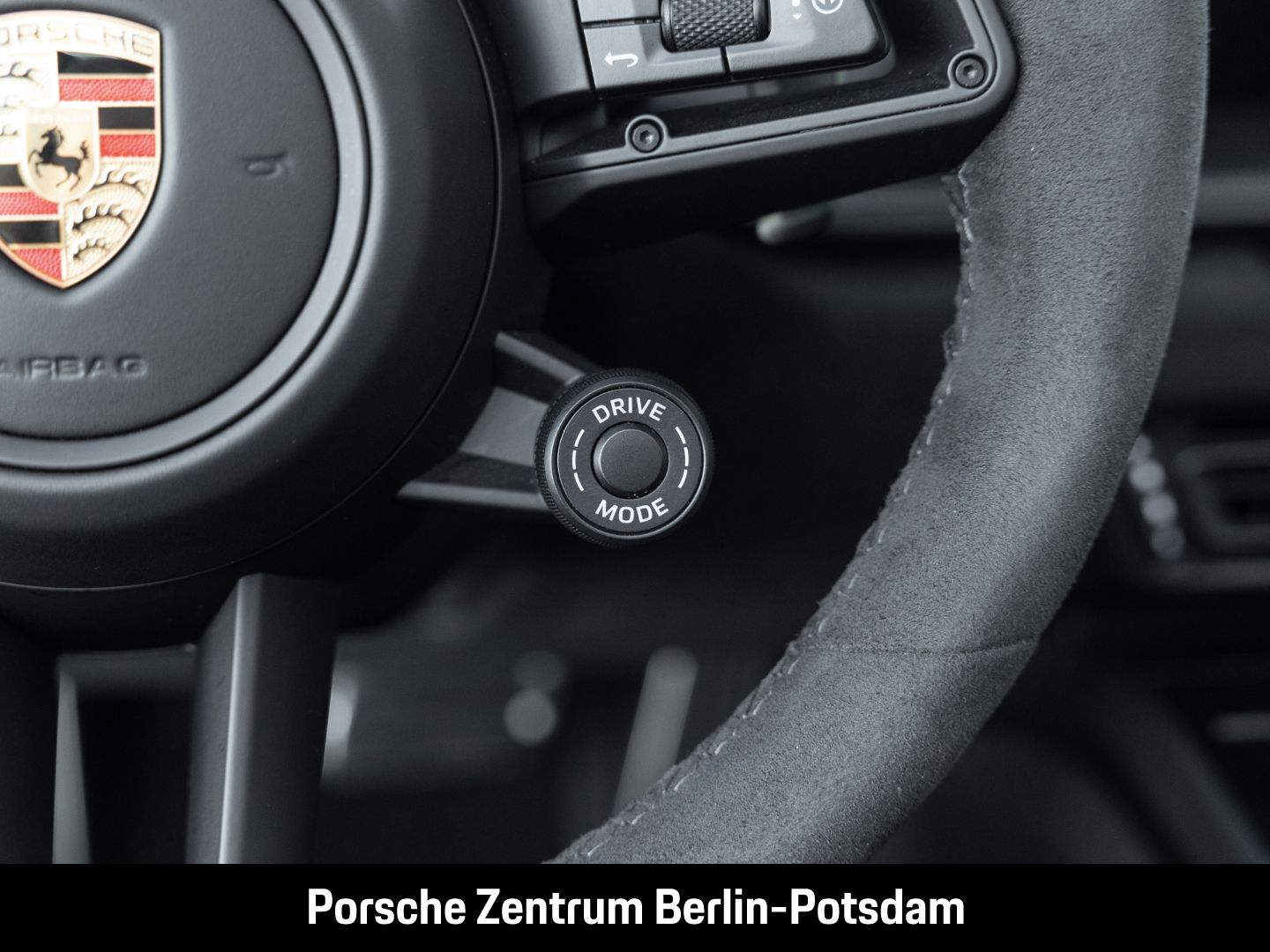 Porsche 992 911 Targa 4 GTS Burmester Sportabgas LED-Mat
