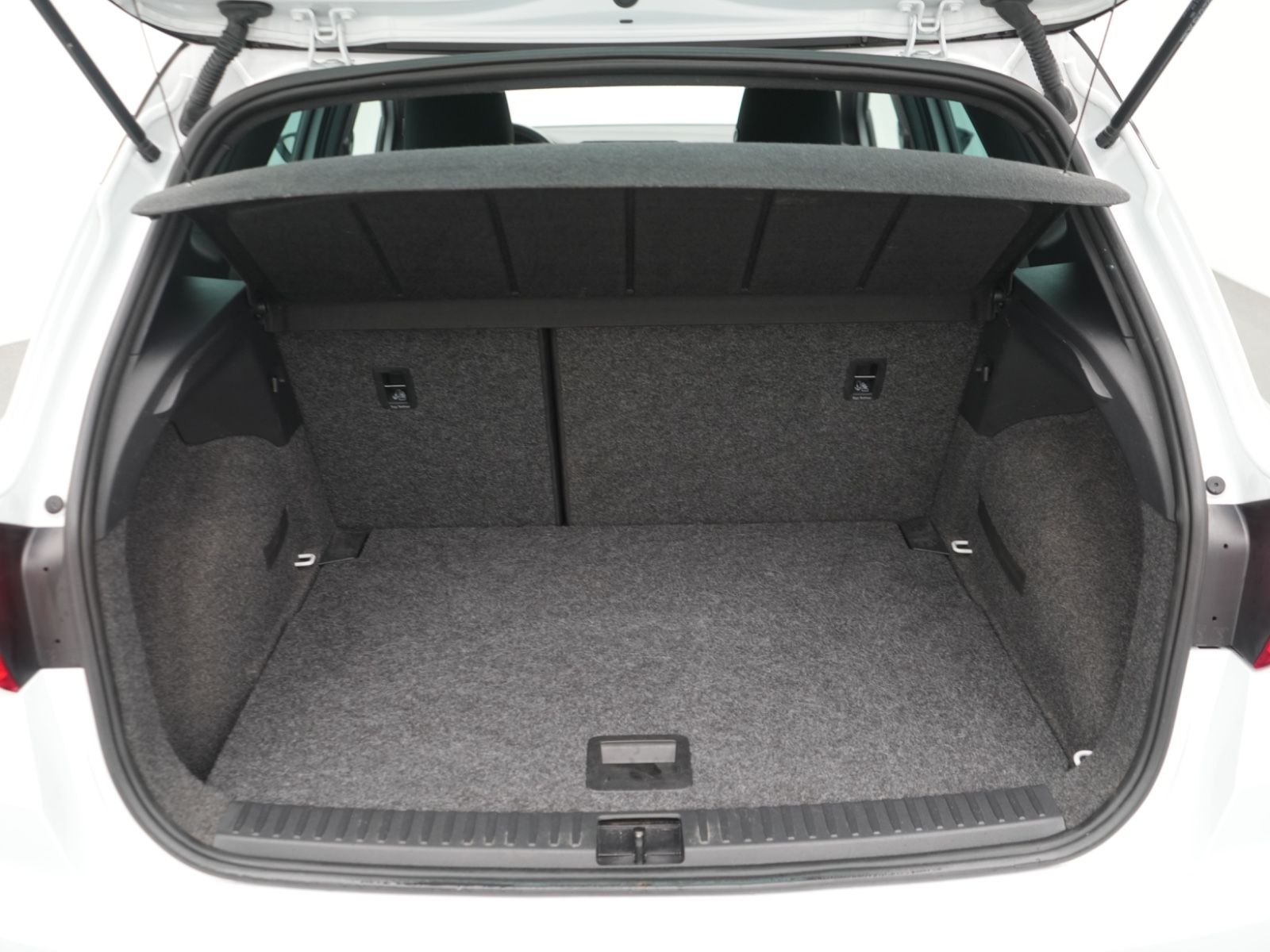 Seat Arona FR-Line DSG - Samsaru's Car Outlet