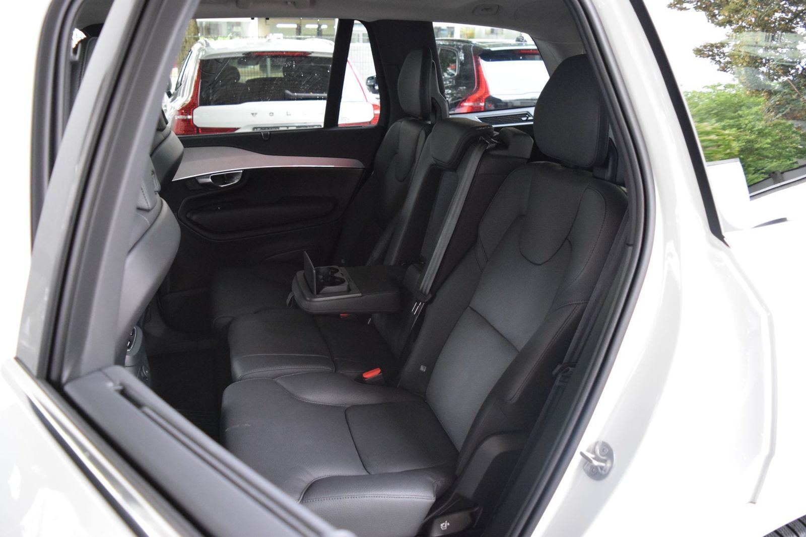 Volvo XC90 T8 AWD Plus Bright - Samsaru's Car Outlet