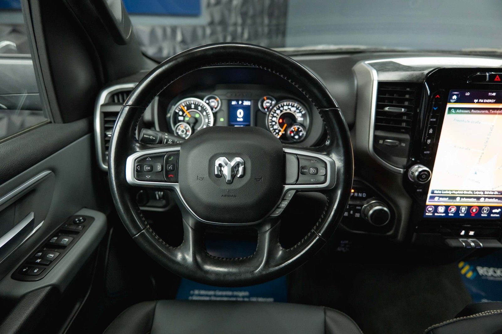 Dodge RAM 5.7 V8 HEMI 4x4 OFFROAD LONGBED RAPTOR Style