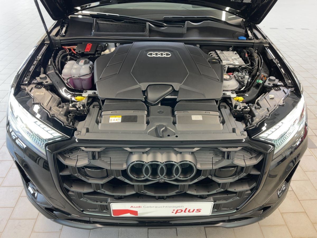 Audi Q7 SUV 60 TFSI e S line quattro