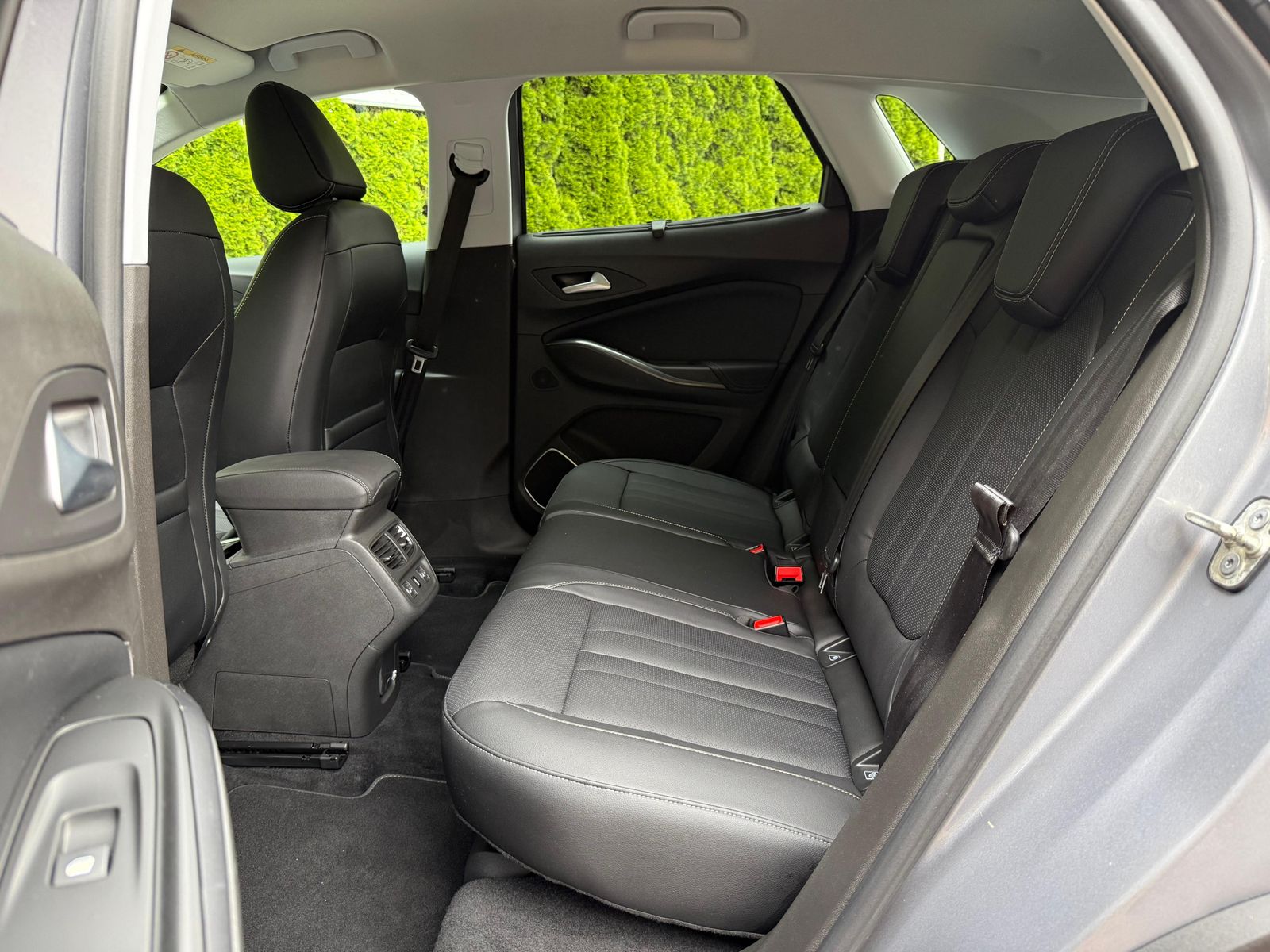 Opel Grandland 2.0 CDTI Ultimate - Samsaru's Car Outlet