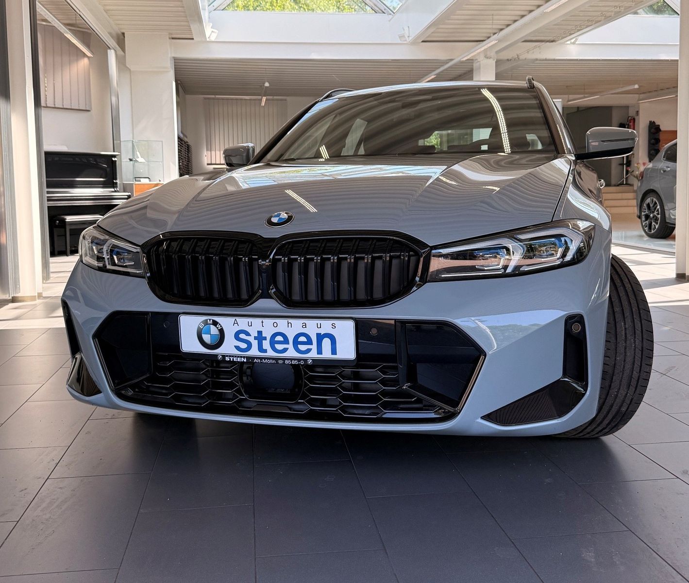 BMW 320i Touring Aut.