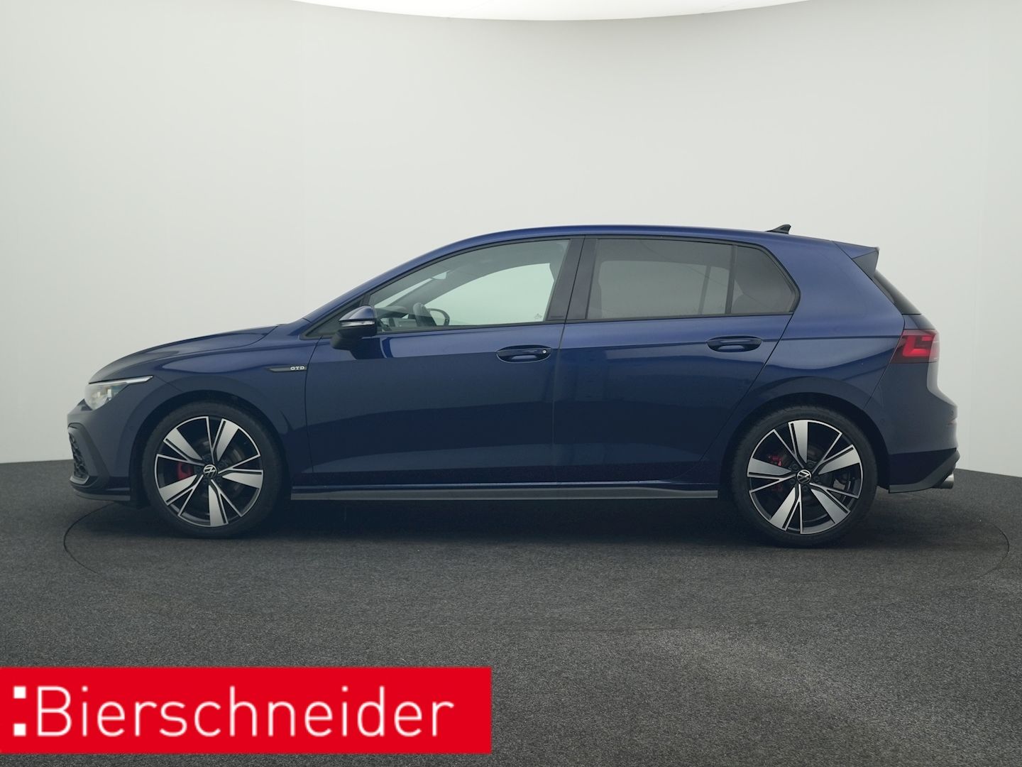 Volkswagen Golf 8 2.0 TDI DSG GTD PANO DCC IQ.LIGHT STANDH