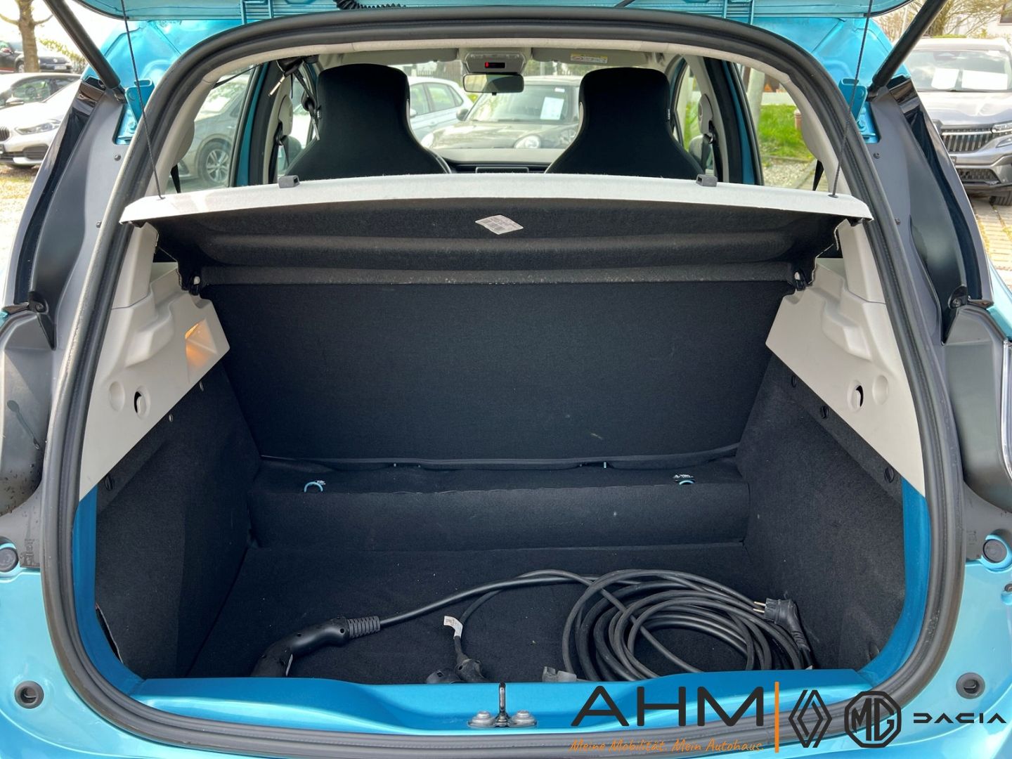 Renault ZOE R110 ZE50 - Samsaru's Car Outlet