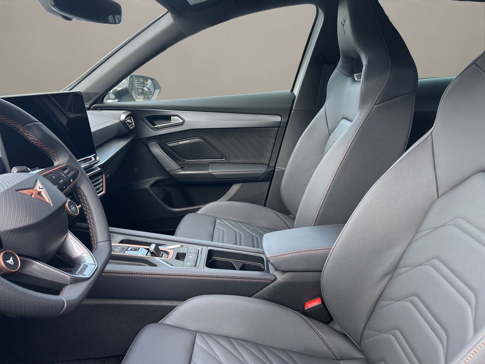 Cupra Formentor TSI 1.5 VZ DCC AHK Navi FLA LM SHZ