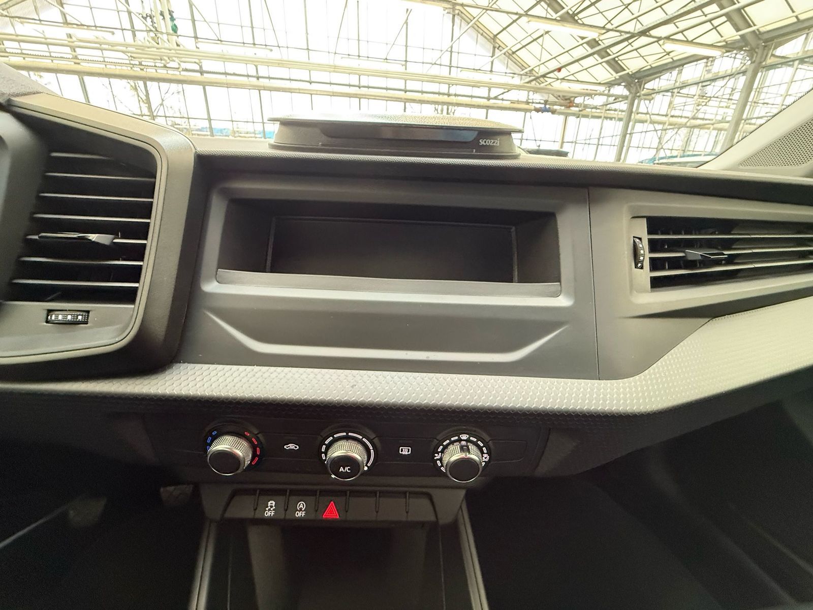 Audi A1 25 Sportback 1.0 TFSI - Samsaru's Car Outlet