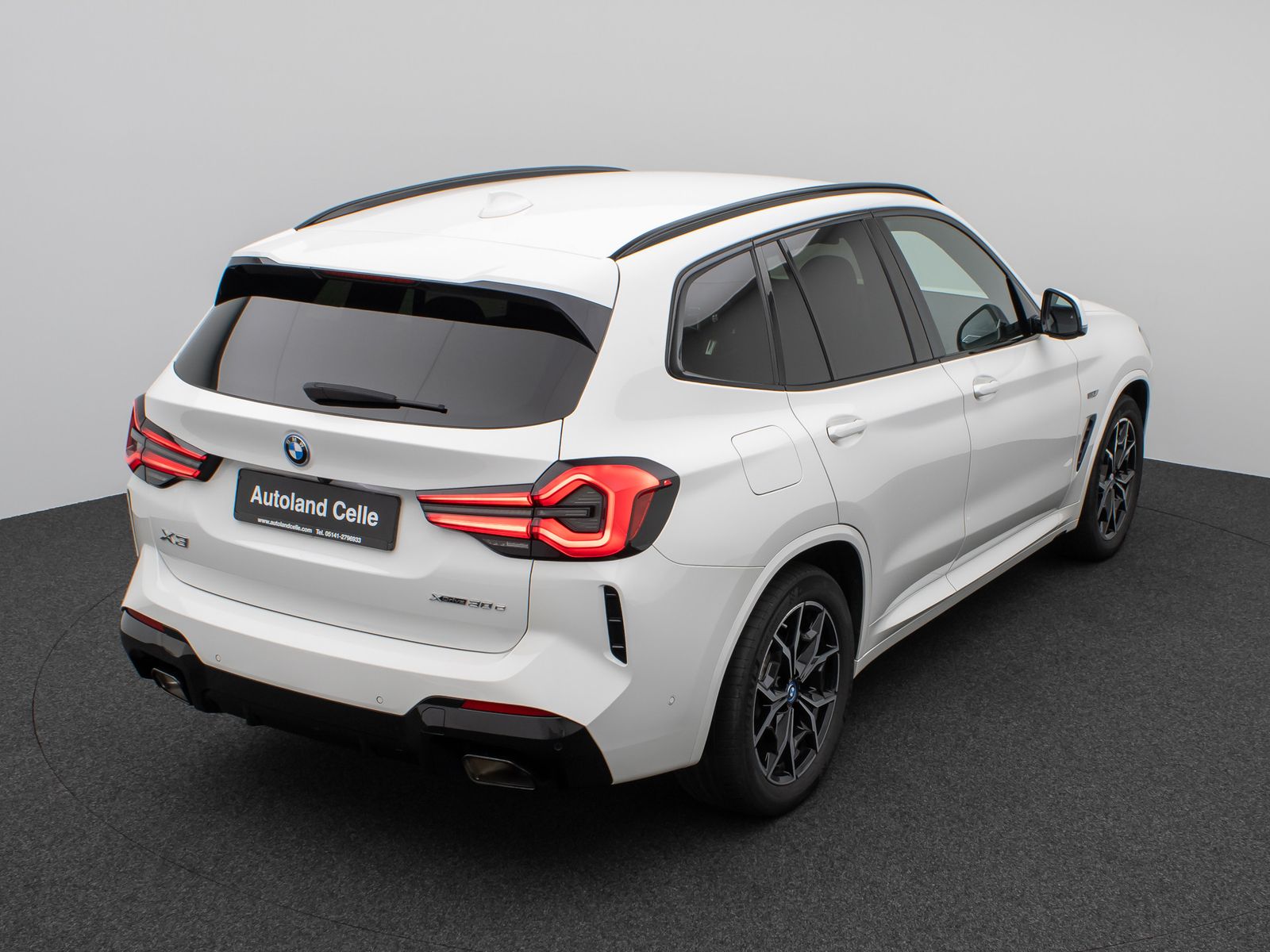 BMW X3 xD30e M Sport - Samsaru's Car Outlet