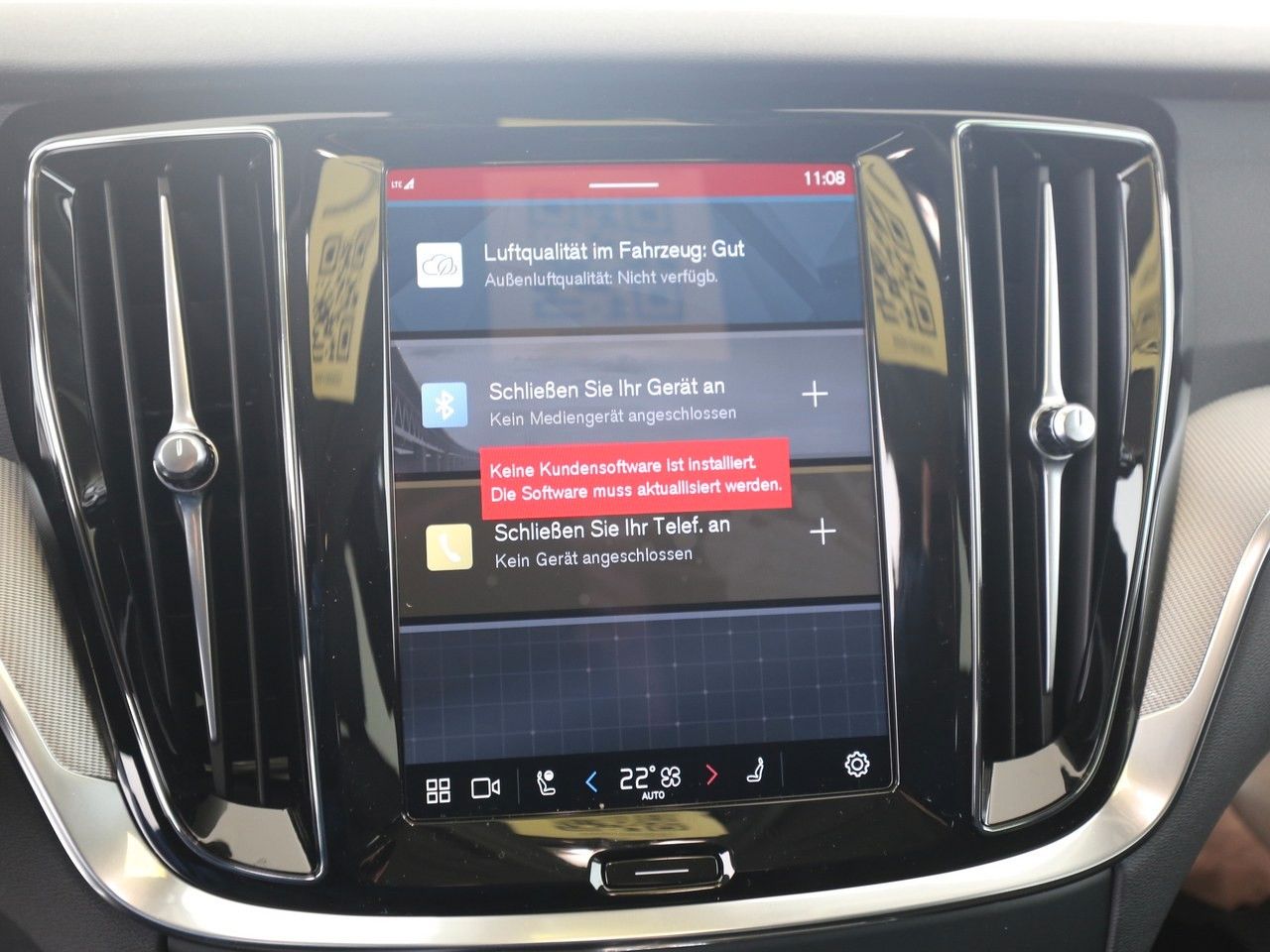 Volvo V60 T6 AWD Plus Dark Panorama/360°/AHK/H&K/BLIS