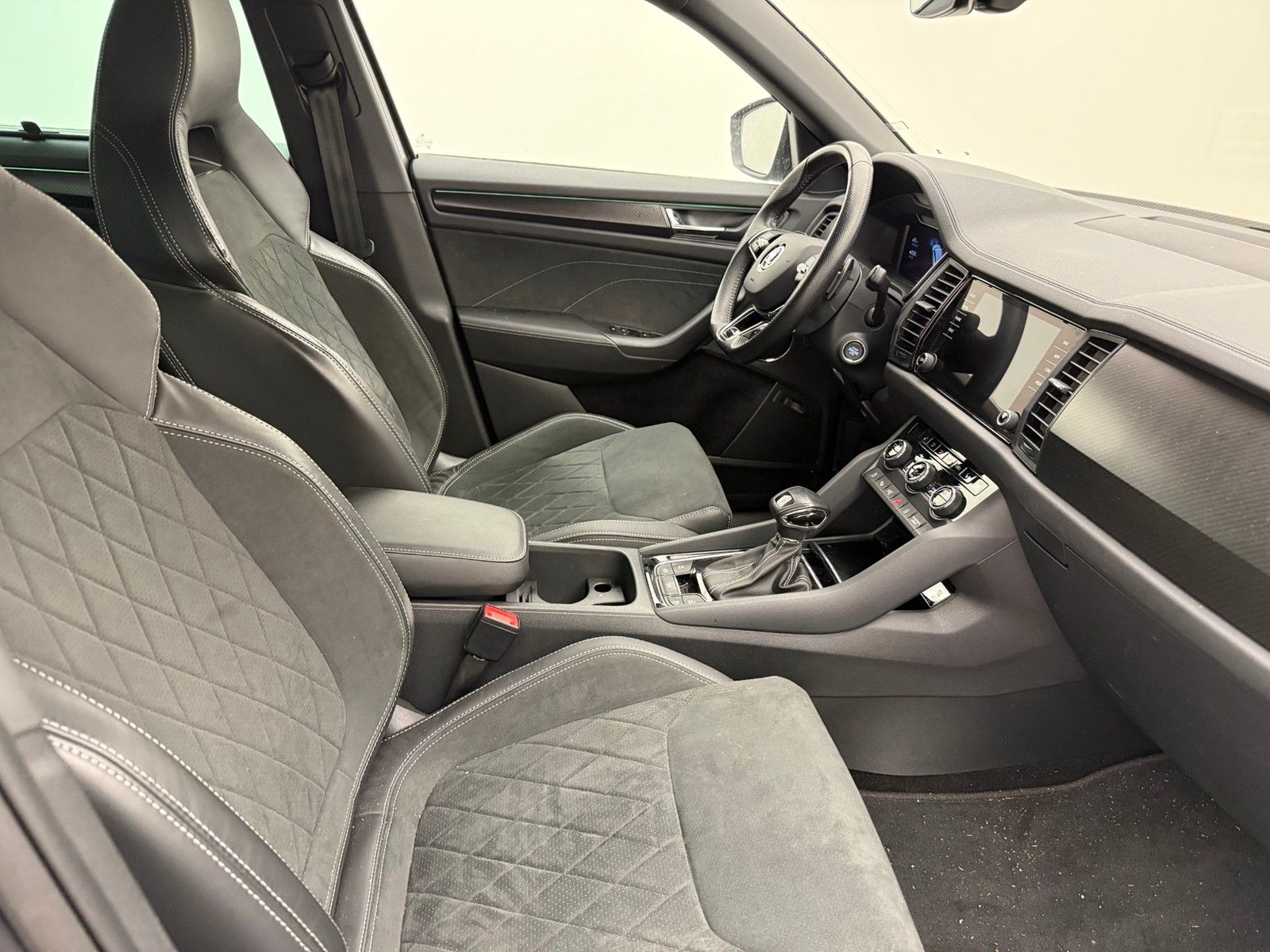 Skoda Kodiaq TDI DSG 4x4 Sportline BusinessKessy20AHK