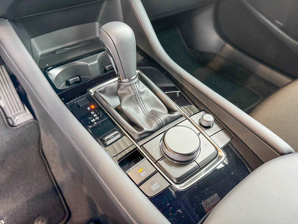 Mazda 3 Exclusive-Line