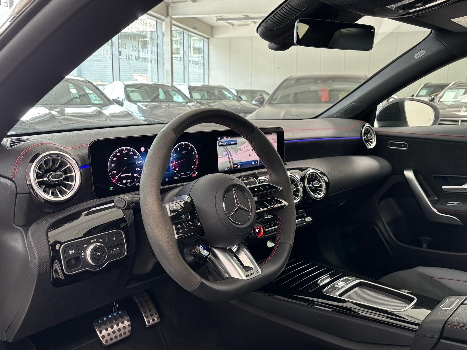 Mercedes-Benz Mercedes-AMG CLA 35 4M Coupé - Samsaru's Car Outlet
